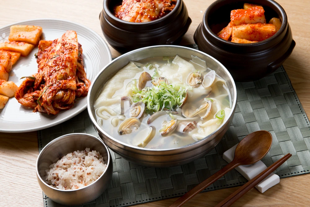 명품상무팥죽 본점 명품 바지락칼국수 메뉴 사진